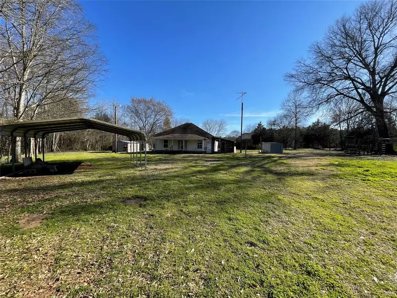 304 CR 1421, Jacksonville, TX 75766