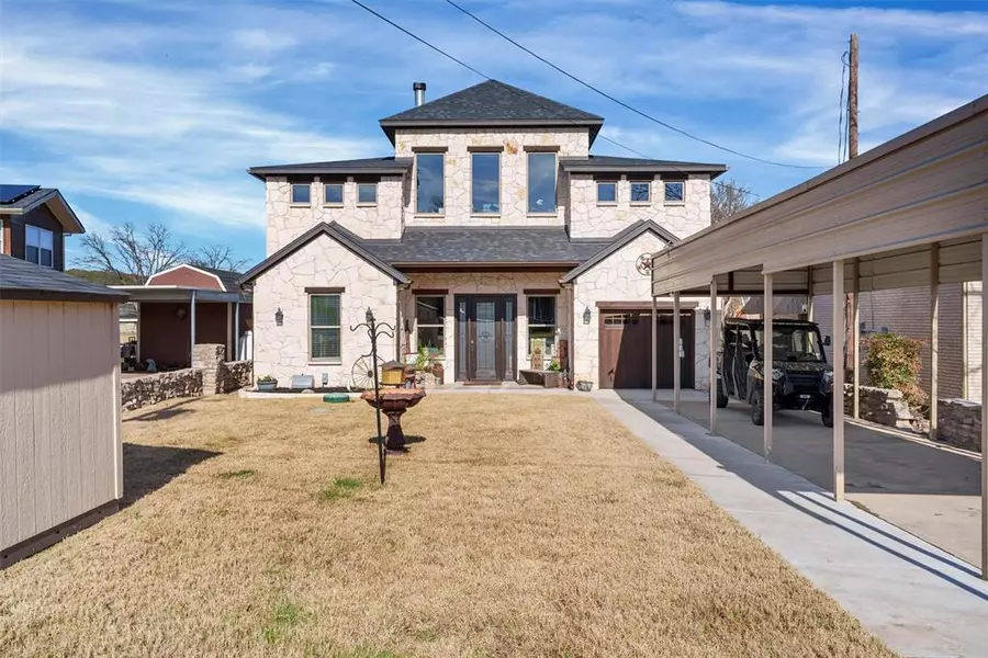 3415 Mariana Court, Granbury, TX 76048