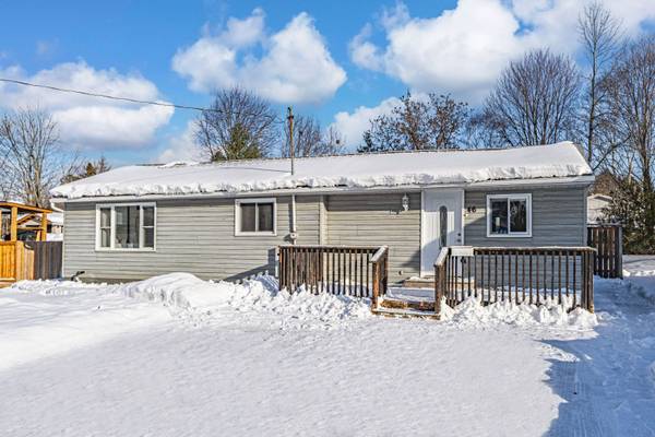 46 Creighton ST, Orillia, ON L3V 1A8