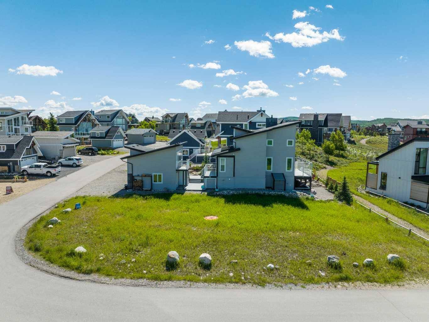 423 Cottageclub CV, Rural Rocky View County, AB T4C 1B1