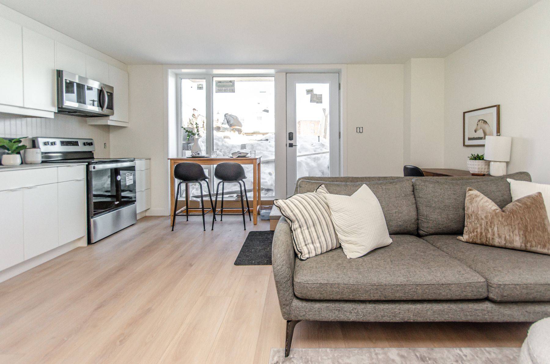 West Centre Town, ON K1Y 1N4,119 Carruthers AVE #D