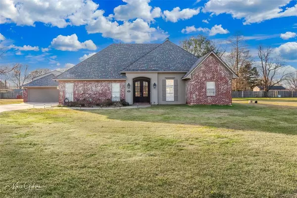 209 Madewood Court, Bossier City, LA 71111