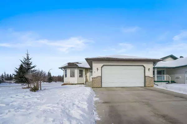 2 Lewis Close,  Red Deer,  AB T4R 3E4