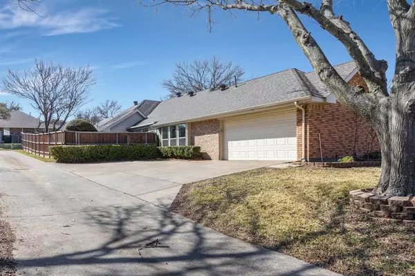 Garland, TX 75040,3718 Queenswood Lane