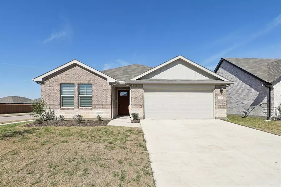 1329 Los Olmos Lane, Crandall, TX 75114