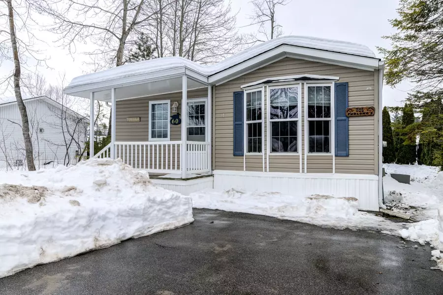 60 Topaz ST, Wasaga Beach, ON L9Z 1X7