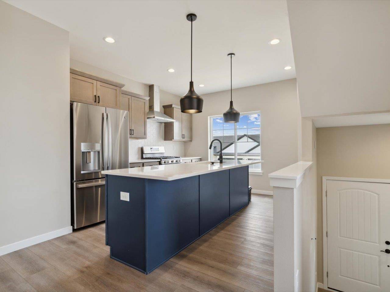 966 Dubs Dr, Iowa City, IA 52246