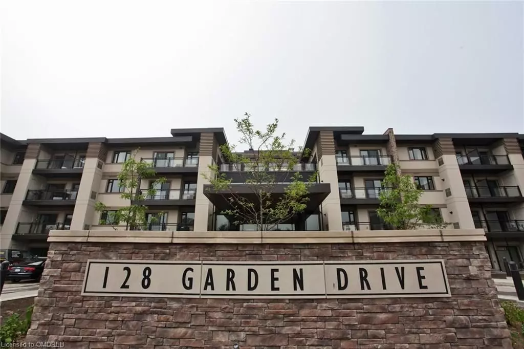 Oakville, ON L6K 0H7,128 Garden DR #109