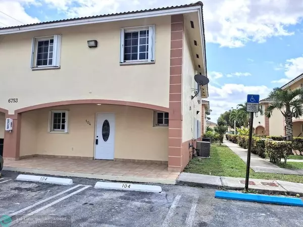 6753 NW 182nd St  #104, Hialeah, FL 33015