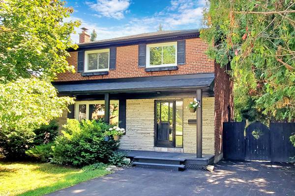 370 Amelia ST, Newmarket, ON L3Y 2V4