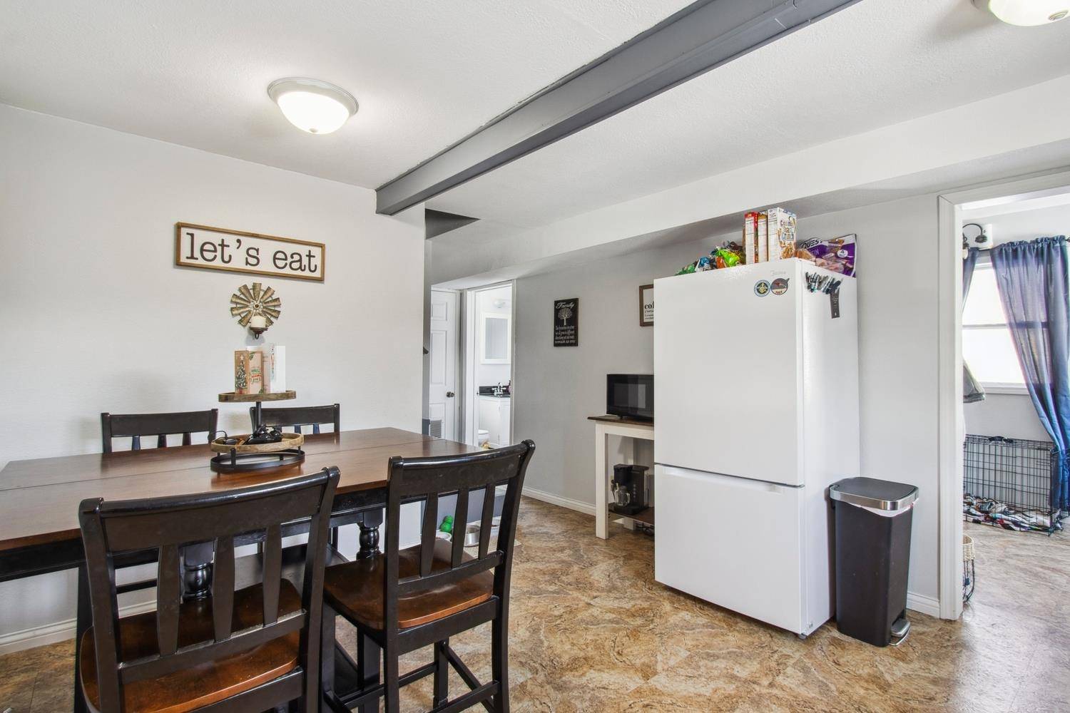 Sterling, IL 61081,906 W 12th