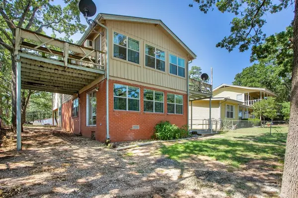 854 Lake Road, Gordonville, TX 76245