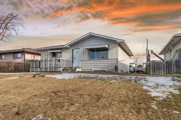 Calgary, AB T2B 1L6,2236 47 ST Southeast