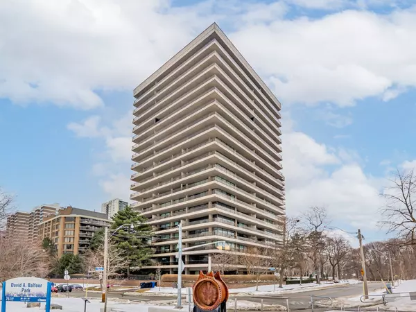 10 Avoca AVE #606, Toronto C09, ON M4T 2B7