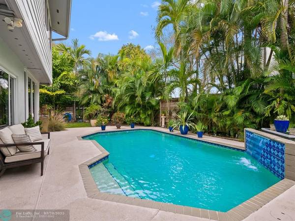 Fort Lauderdale, FL 33305,2608 NE 21st Ct