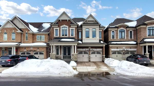 74 Merlin ST, Oakville, ON L6H 0Z4