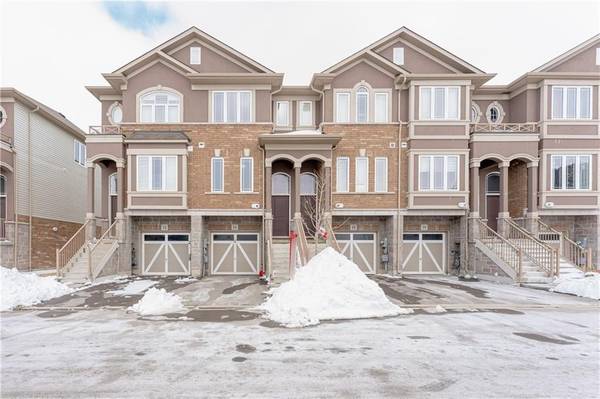 54 Bloom CRES, Hamilton, ON L0R 1P0