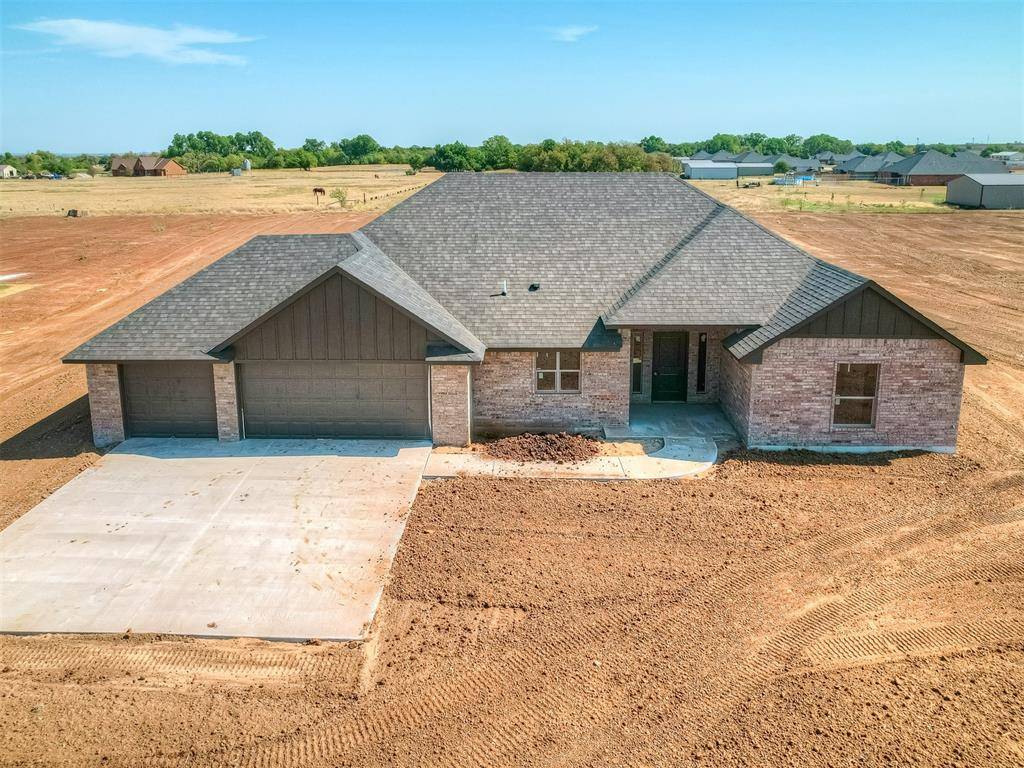 24977 Preakness Run, Cashion, OK 73016