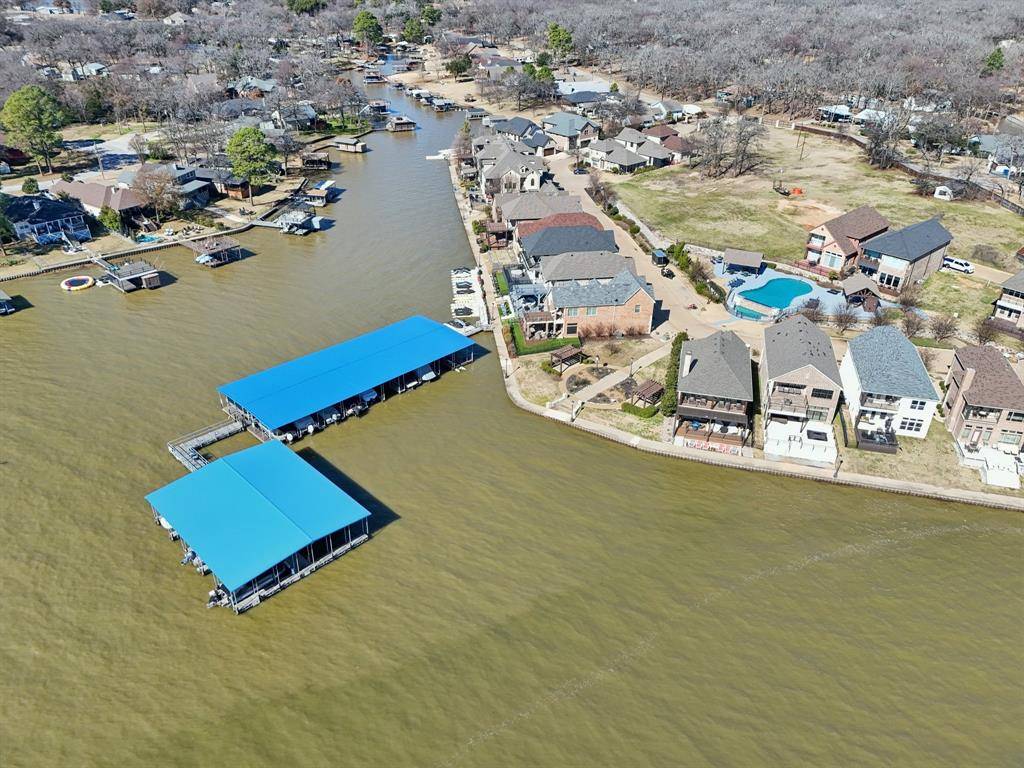 111 Marina Drive, Mabank, TX 75156