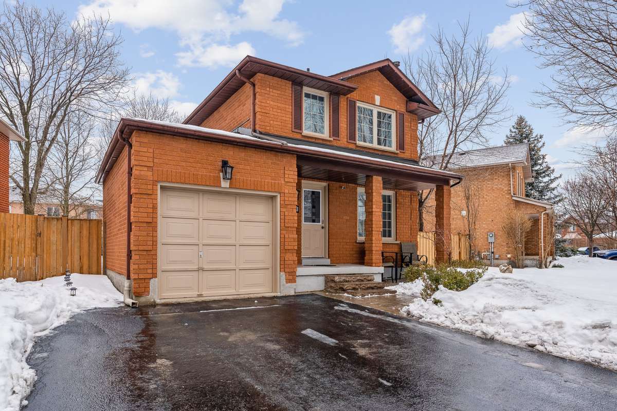 Oakville, ON L6M 3C1,1400 Cobbler LN