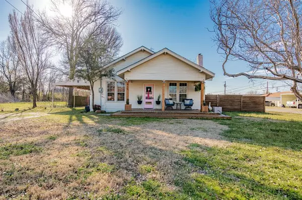 Mabank, TX 75147,415 N 1st Street