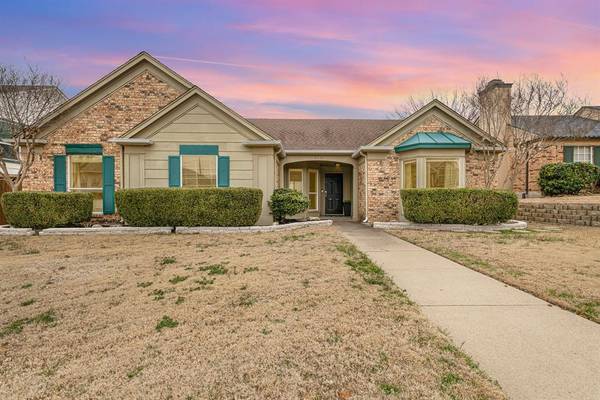 2226 Country Dell Drive, Garland, TX 75040