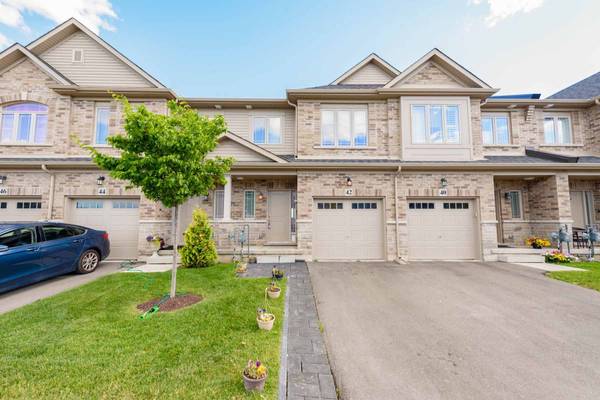 42 Serenity LN, Hamilton, ON L0R 1P0