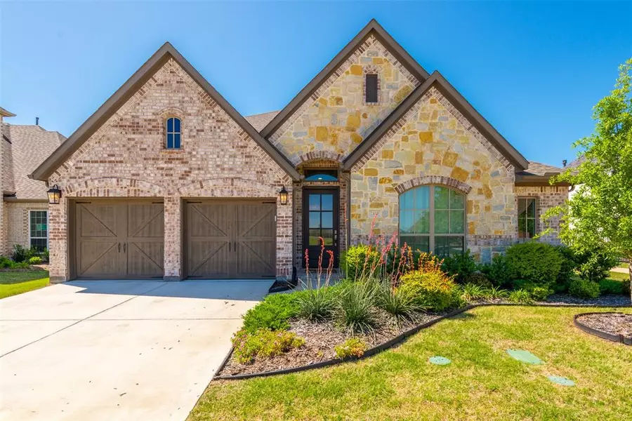 2418 Colonial Lane, Midlothian, TX 76065