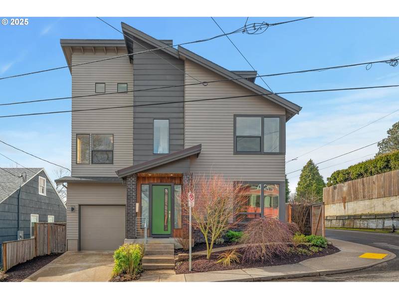 4709 N COLONIAL AVE, Portland, OR 97217