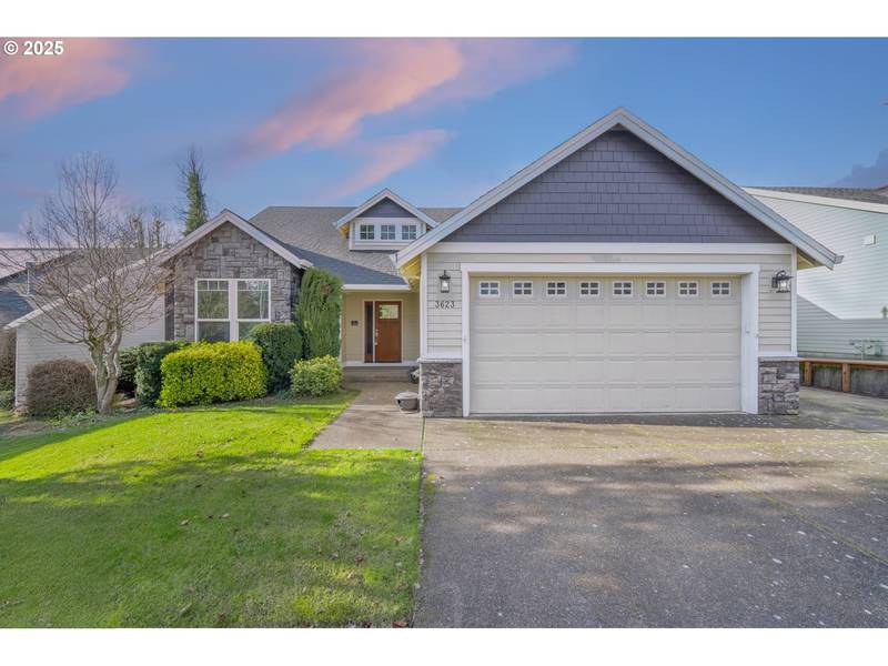 3623 10TH ST, Hubbard, OR 97032