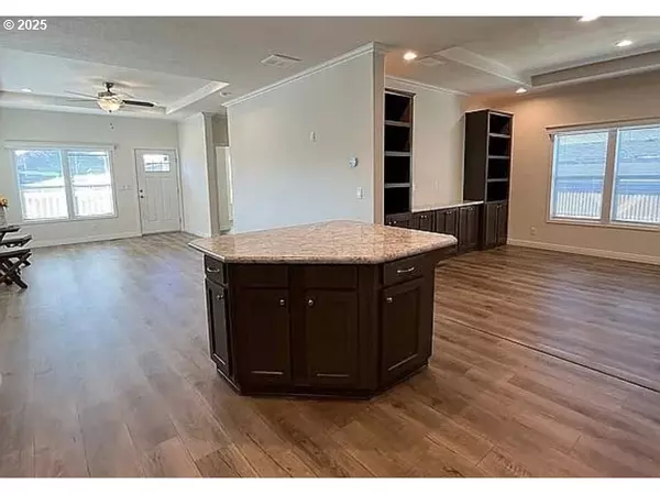Brookings, OR 97415,15889 SUNSET STRIP #7