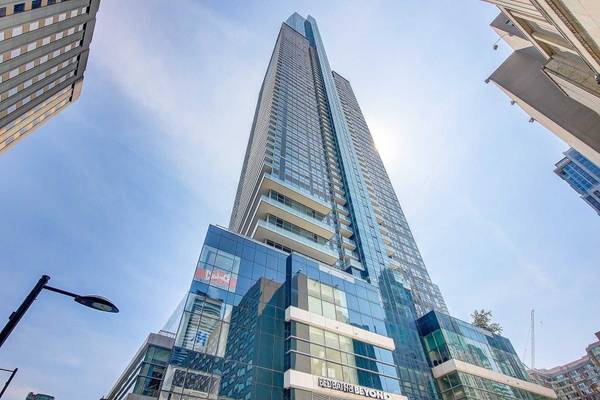 386 Yonge ST #5003, Toronto C01, ON M5B 0A5