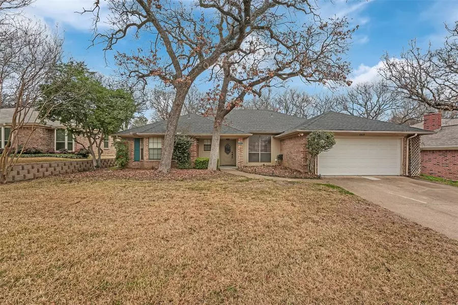 6829 Inwood Drive, North Richland Hills, TX 76182