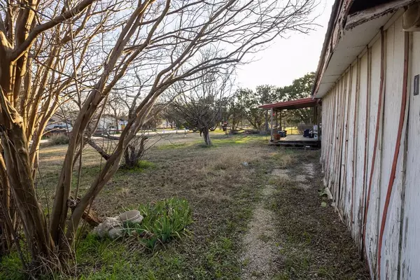 Whitney, TX 76692,169 Sunset Street