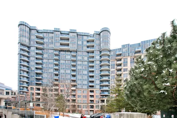 33 Cox BLVD #Unit 326, Markham, ON L3R 8A6