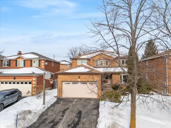 2171 Granby DR, Oakville, ON L6H 4X3