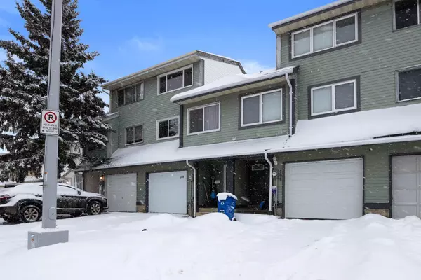 106 Wallace PL, Fort Mcmurray, AB T9H4P9