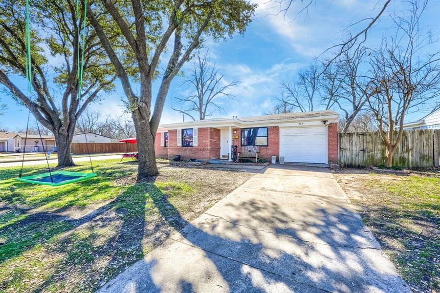 4621 San Marcus Drive, Mesquite, TX 75150