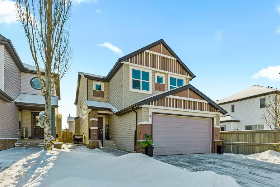 7 Copperleaf TER Southeast, Calgary, AB T2Z 0C1