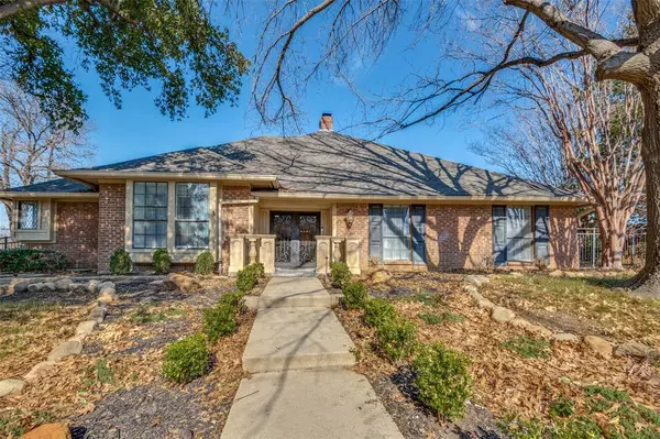 Arlington, TX 76006,2701 Shadow Drive W