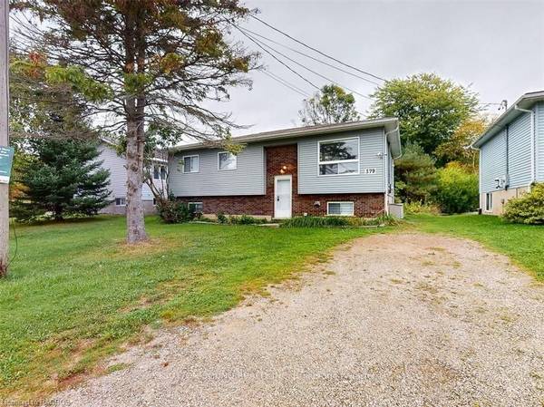 379 Isaac ST, South Bruce Peninsula, ON N0H 2T0