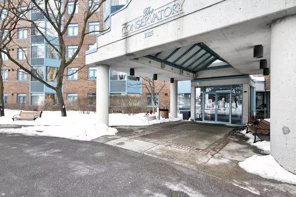 1025 Grenon AVE #308, Britannia Heights - Queensway Terrace N And Area, ON K2B 8S5