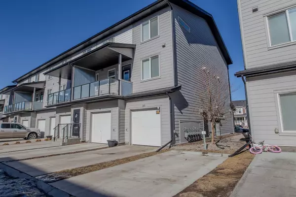 Calgary, AB T3N 1M5,345 Redstone WALK Northeast #203