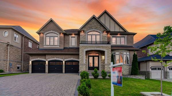 28 Celeste DR, Vaughan, ON L6A 4R4