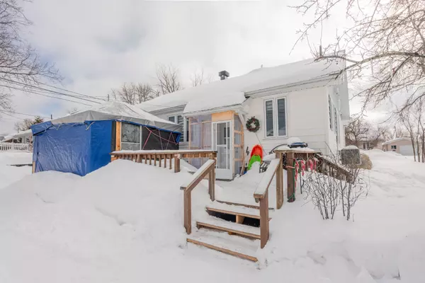 Kapuskasing, ON P5N 1X8,40 Pine CRES