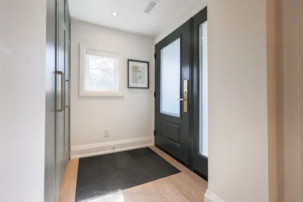 1207 Lorne Park RD, Mississauga, ON L5H 3A7