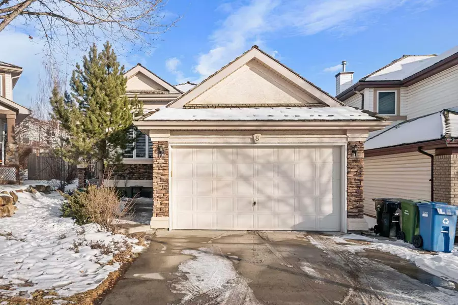 8 Springbank CT Southwest, Calgary, AB T3H3S8