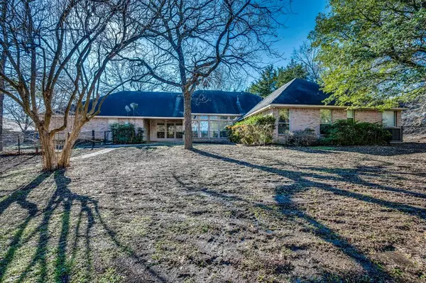 Ovilla, TX 75154,108 Winding Way Court