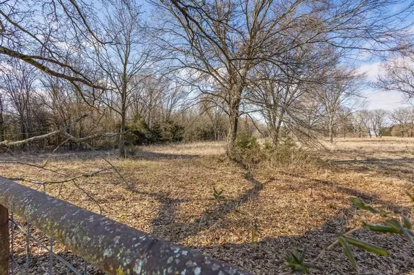 Bonham, TX 75418,000 CR 2000