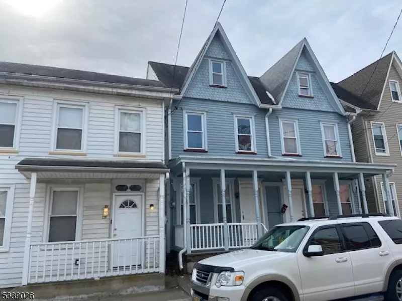 228 Chambers St, Phillipsburg Town, NJ 08865